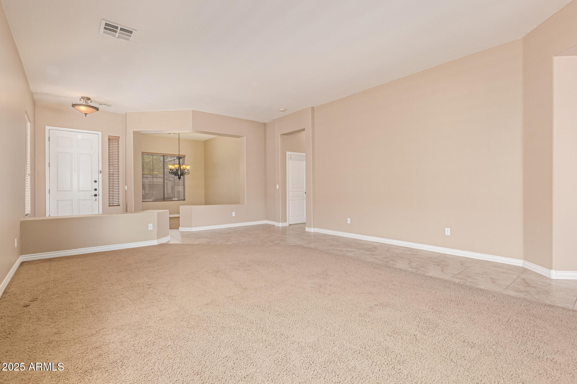 18186 W RIMROCK Street