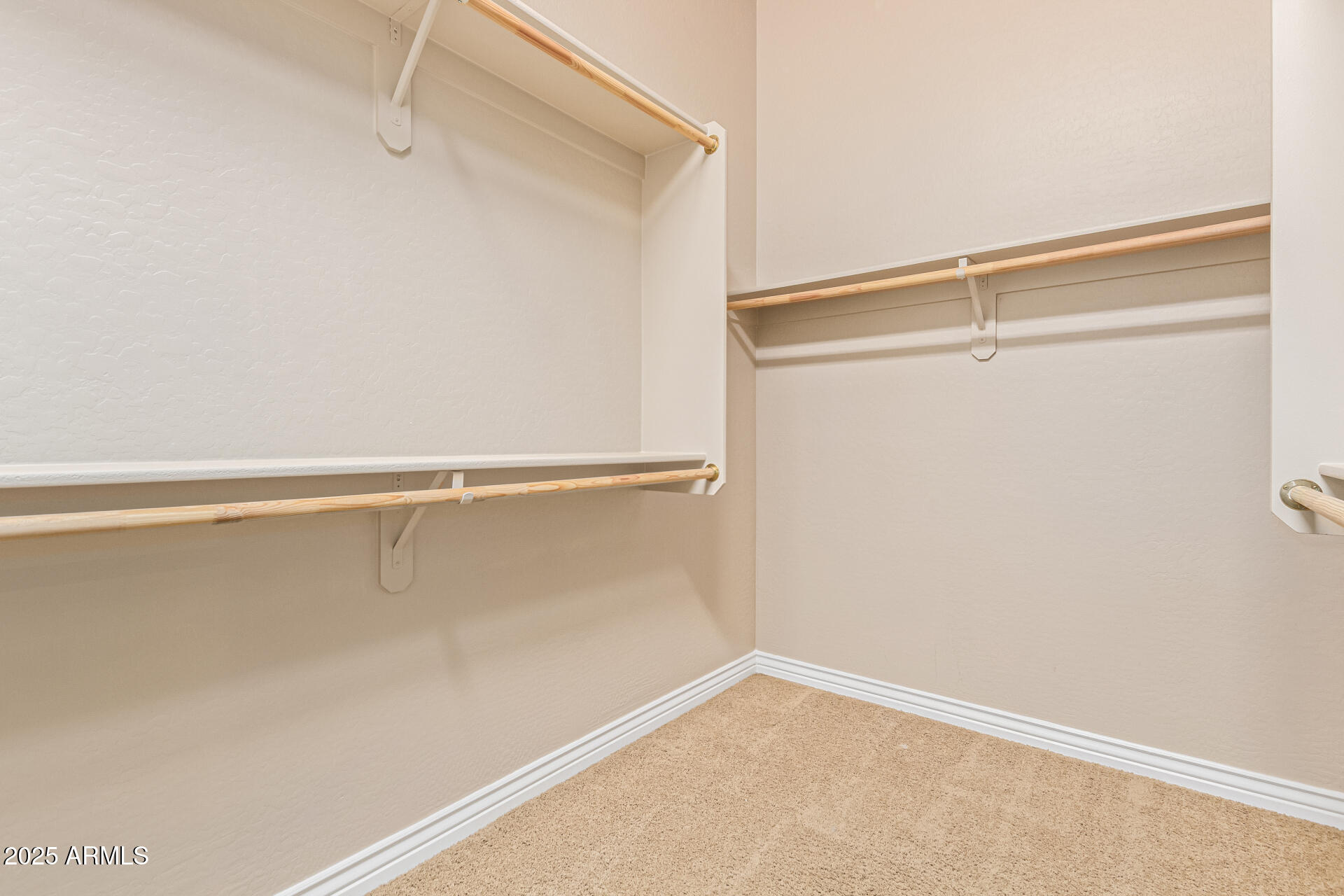 18186 W RIMROCK Street