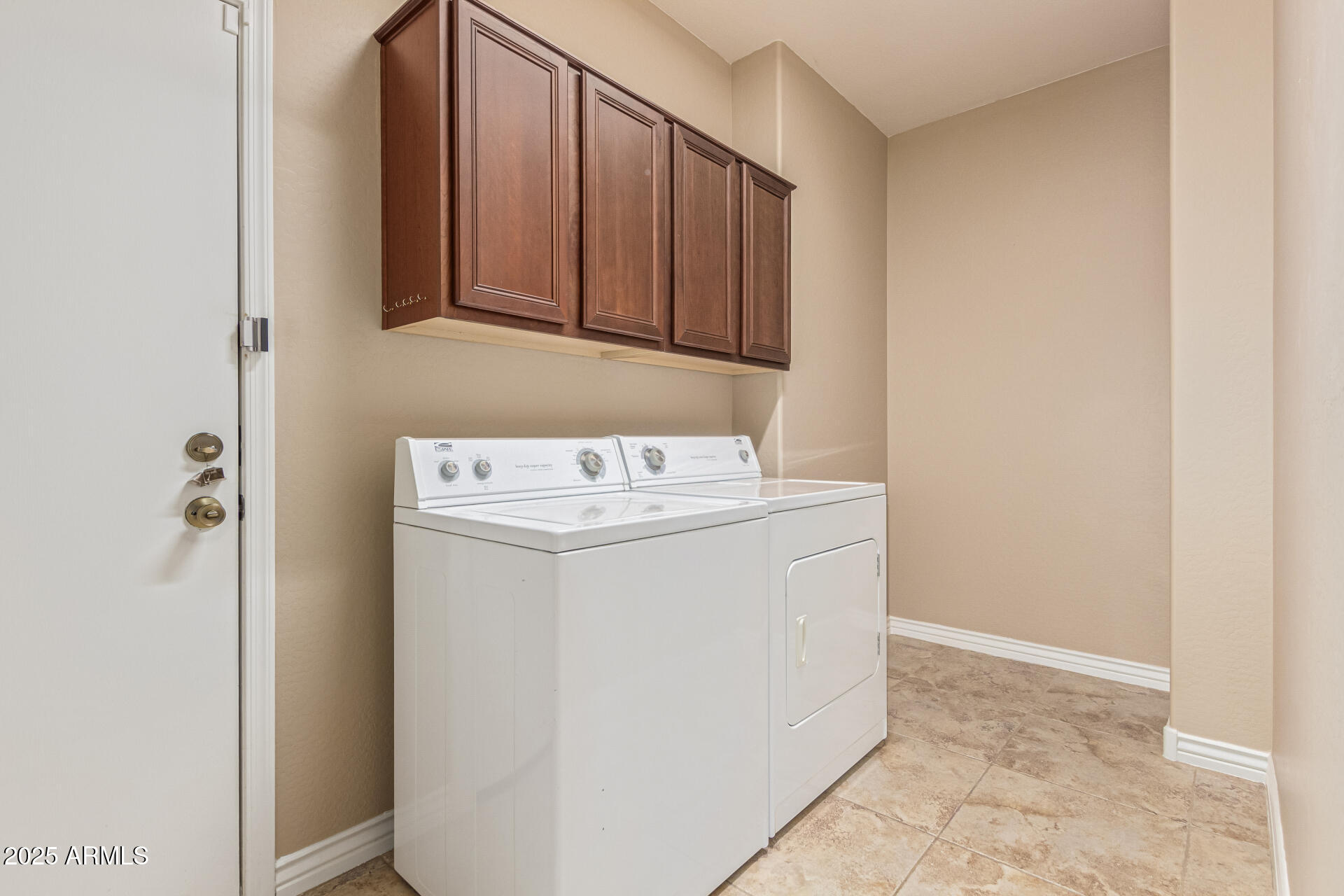 18186 W RIMROCK Street