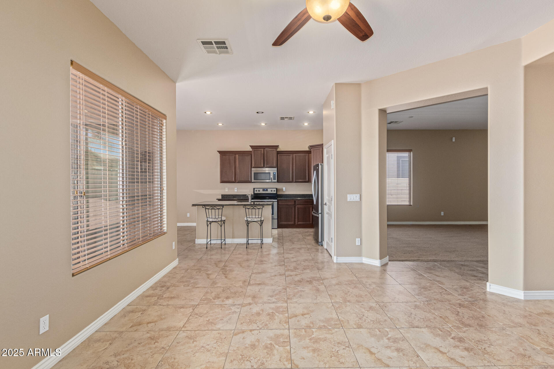 18186 W RIMROCK Street