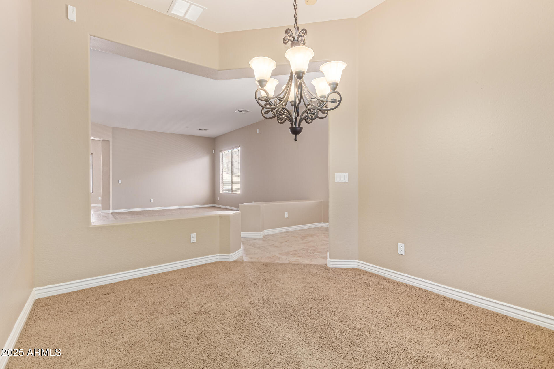 18186 W RIMROCK Street