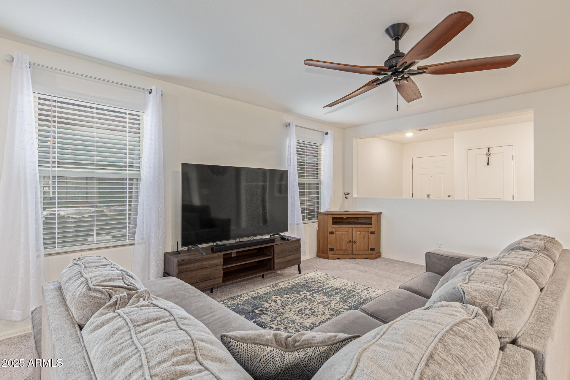 2535 W LA SALLE Street