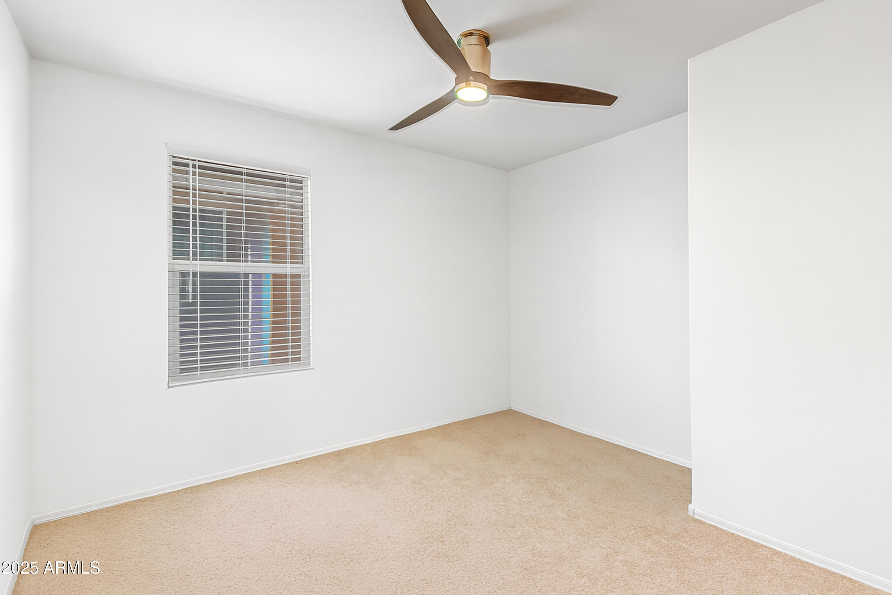 2535 W LA SALLE Street