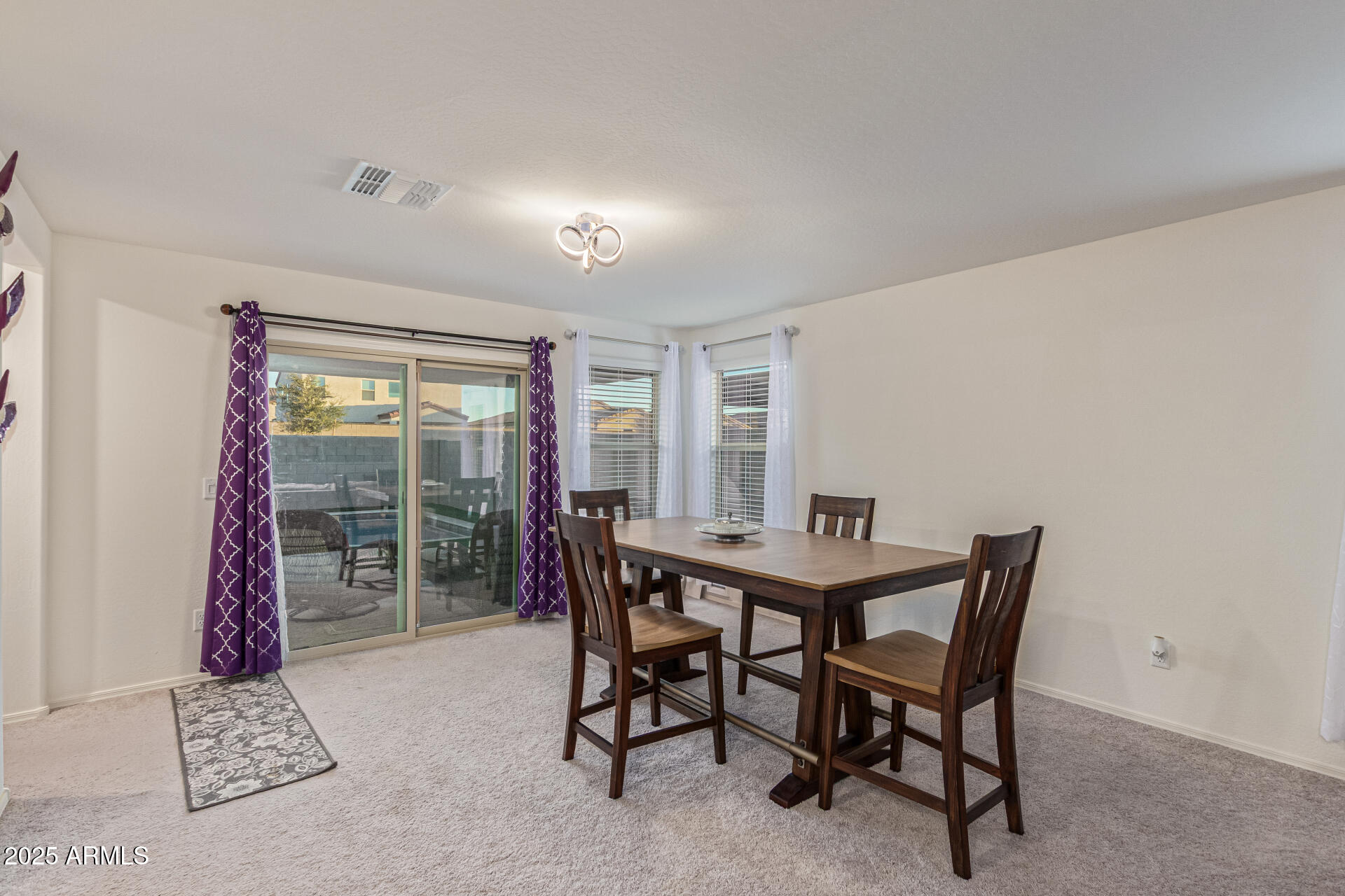 2535 W LA SALLE Street