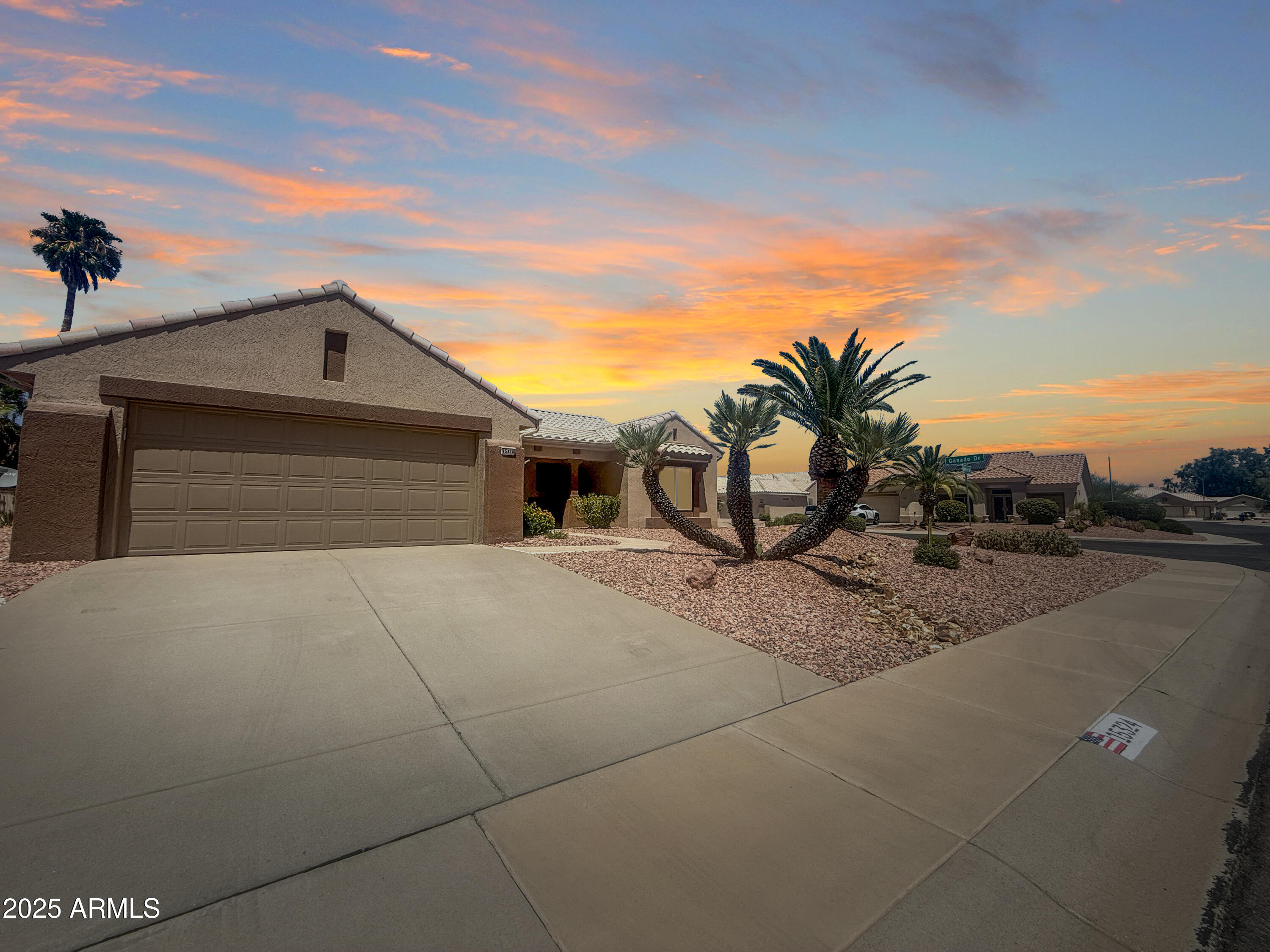 15324 W ROBERTSON Drive