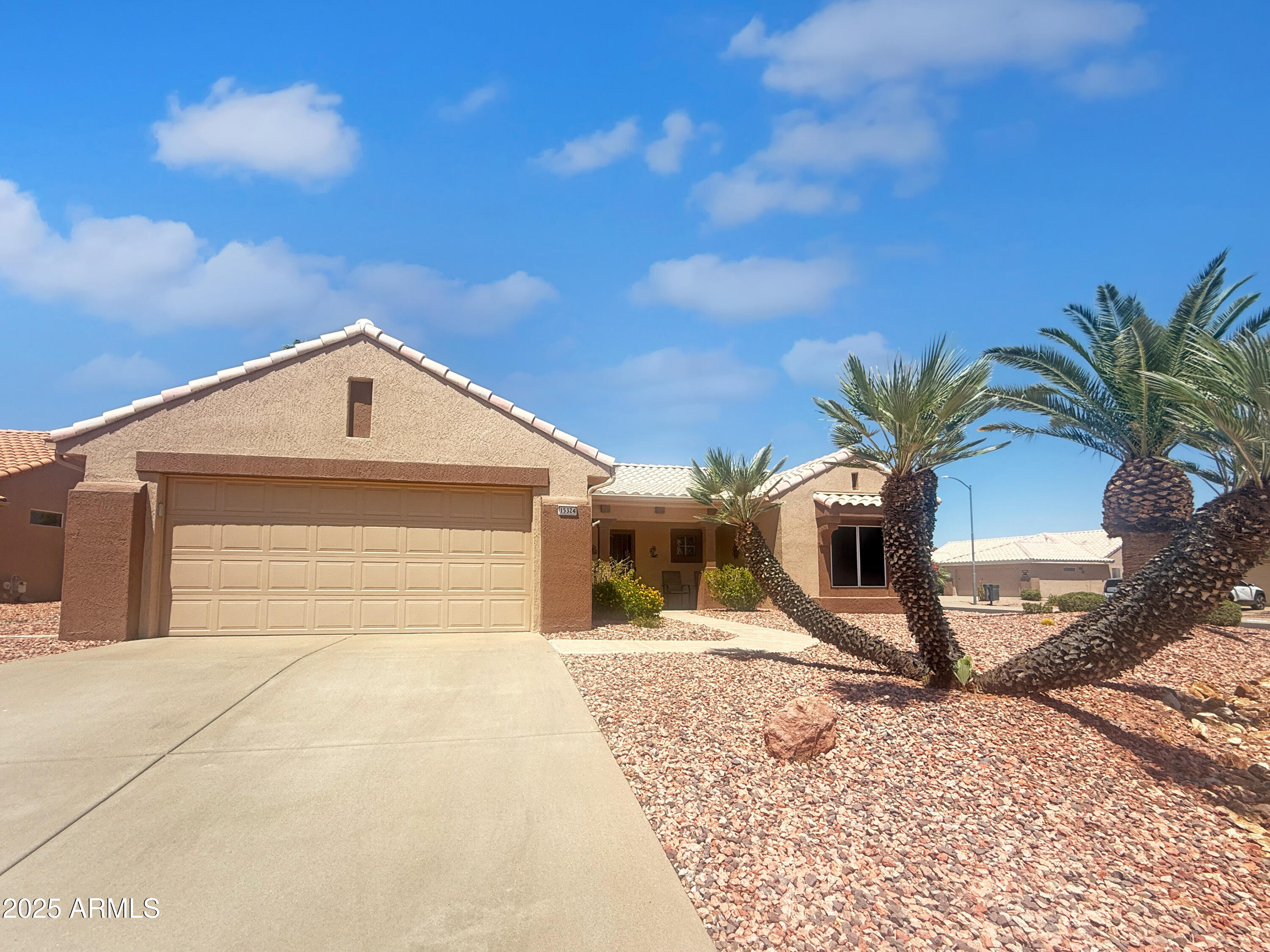15324 W ROBERTSON Drive