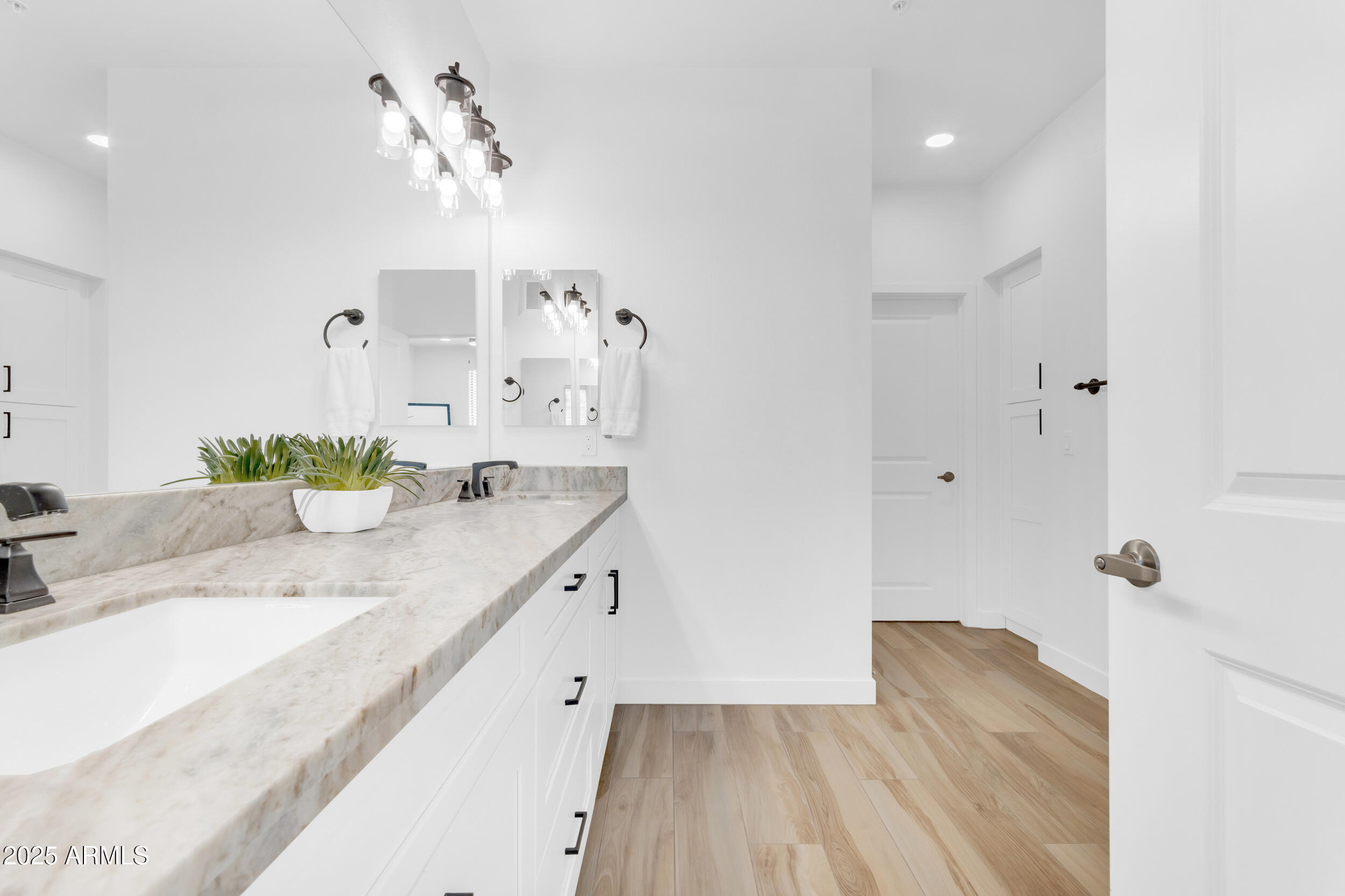 2511 W QUEEN CREEK Road, 165