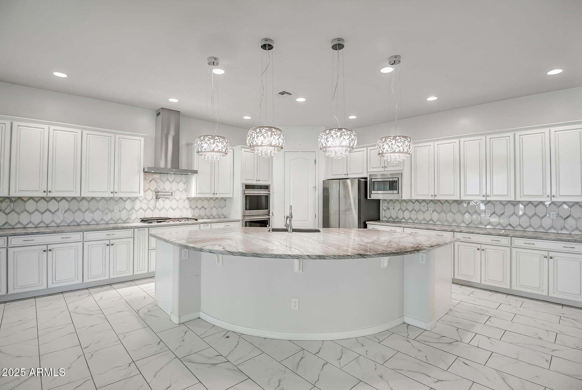 9390 W PARKSIDE Lane