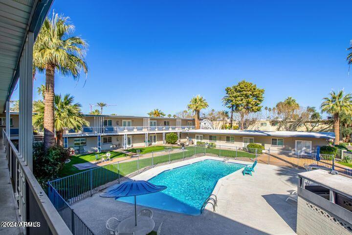 6834 E 4TH Street, 8