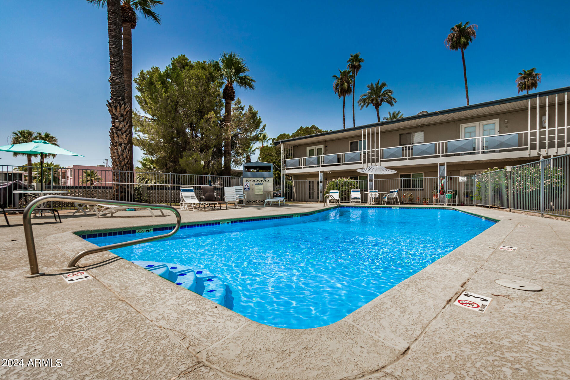 6834 E 4TH Street, 8