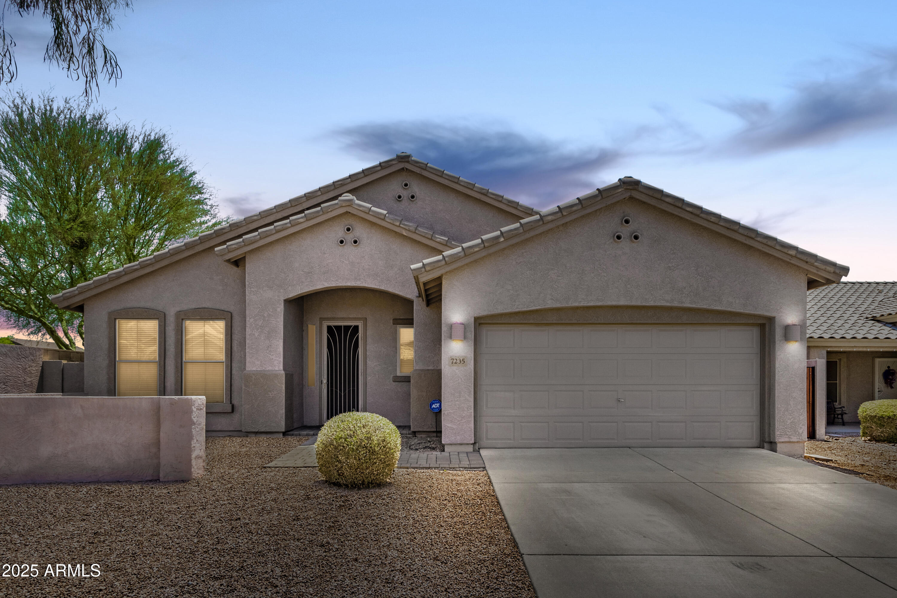 7235 E DESERT HONEYSUCKLE Drive