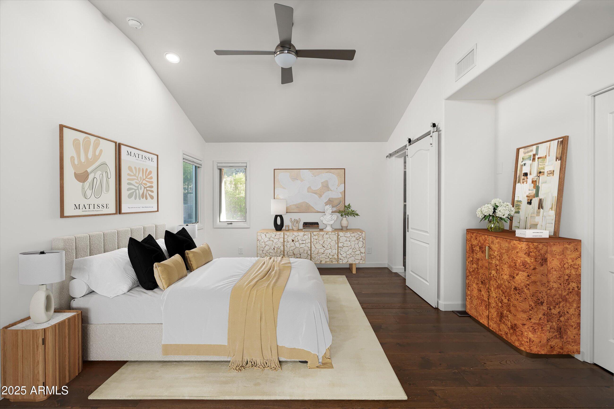 7147 N RED LEDGE Drive