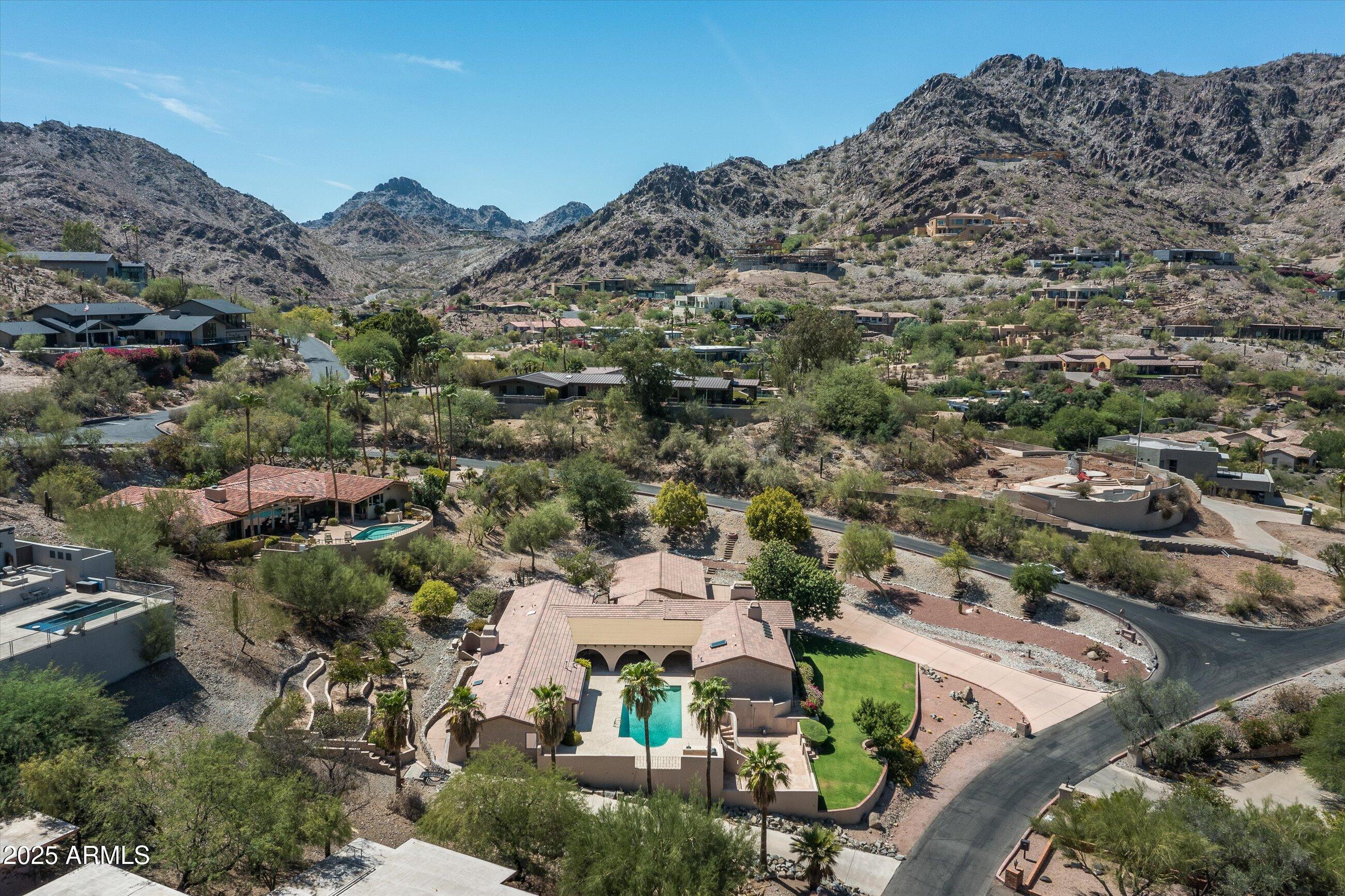 7147 N RED LEDGE Drive