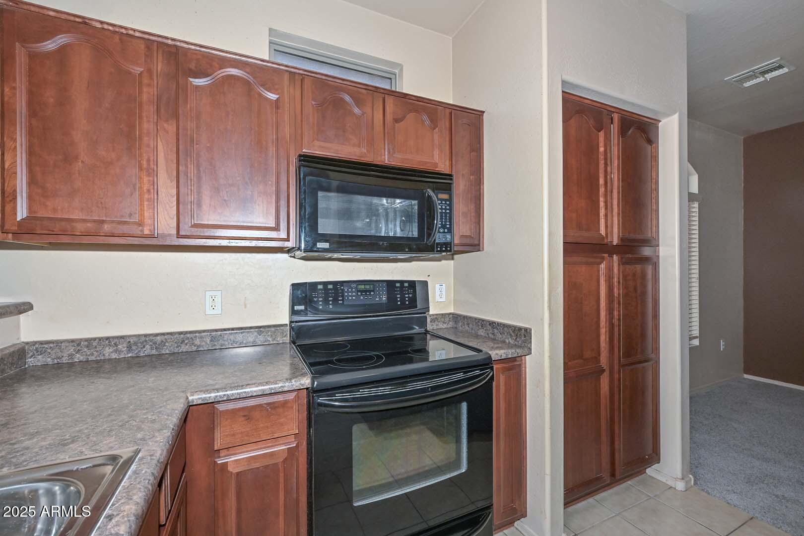 2250 E Deer Valley Drive 58