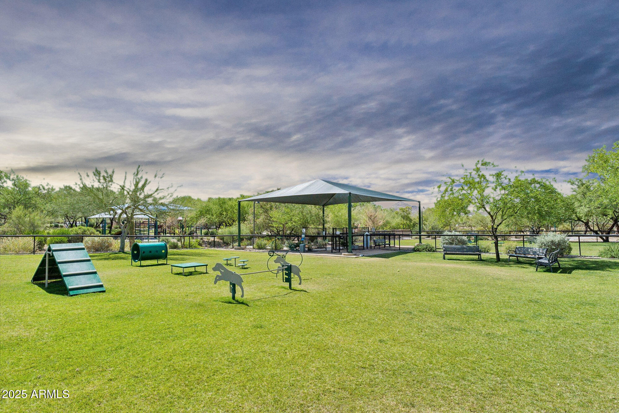 2366 W SLEEPY RANCH Road