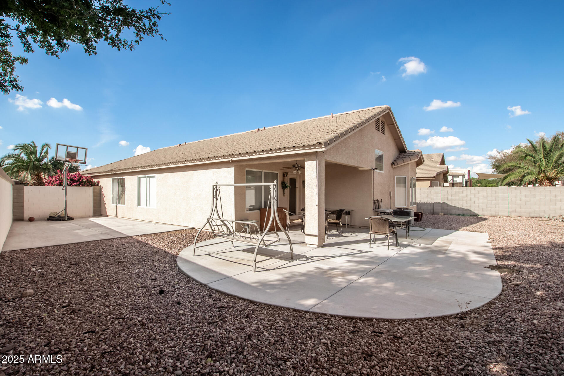 8103 W TONTO Lane