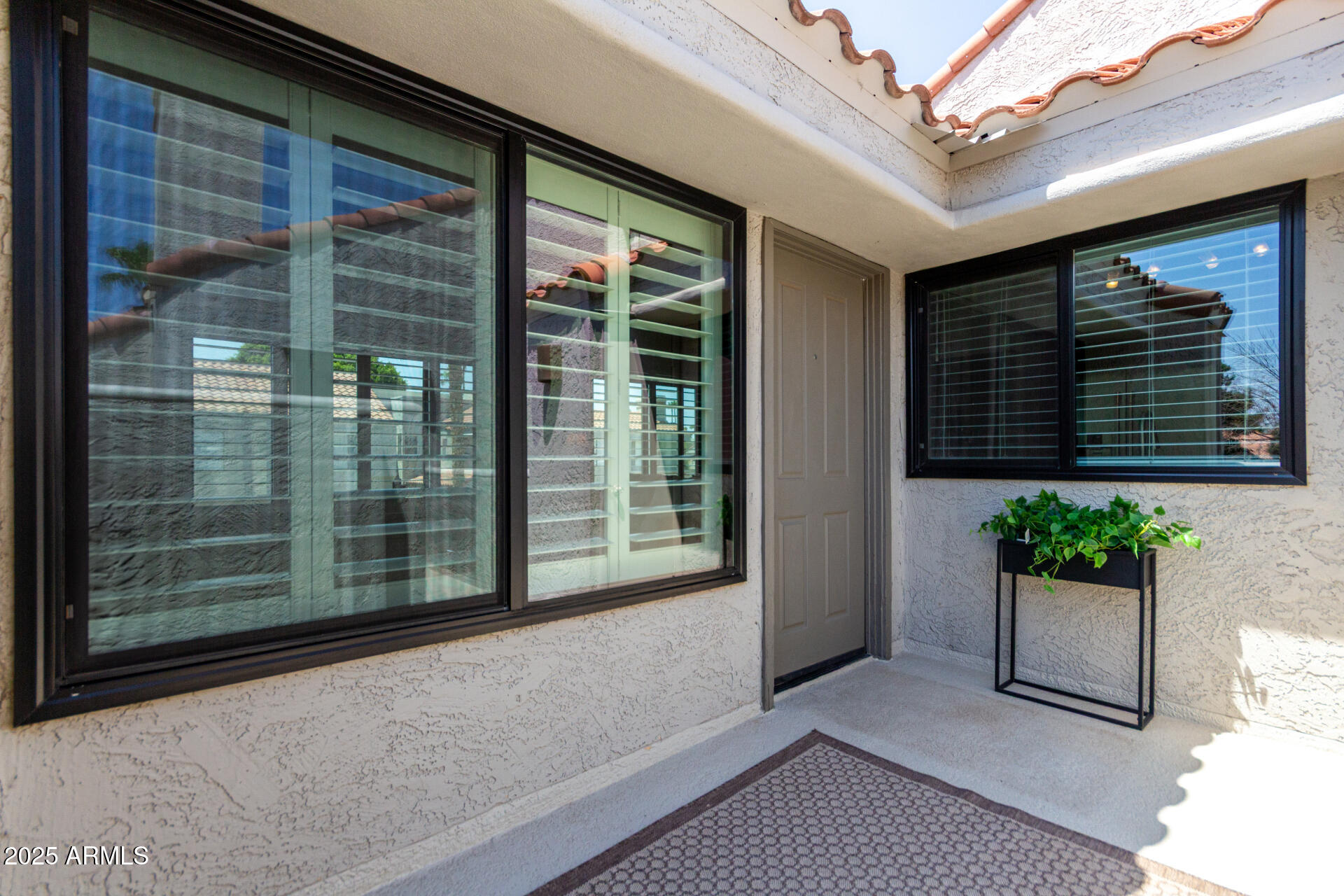 10115 E MOUNTAIN VIEW Road, 2105