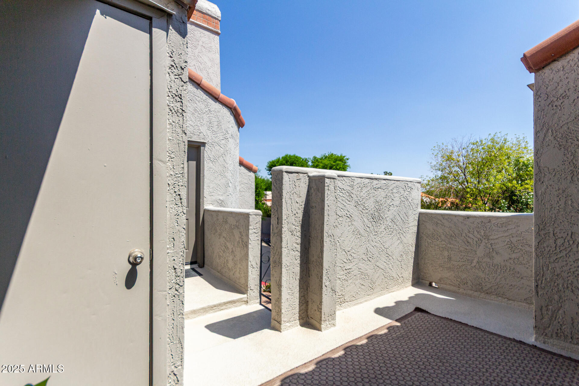 10115 E MOUNTAIN VIEW Road, 2105