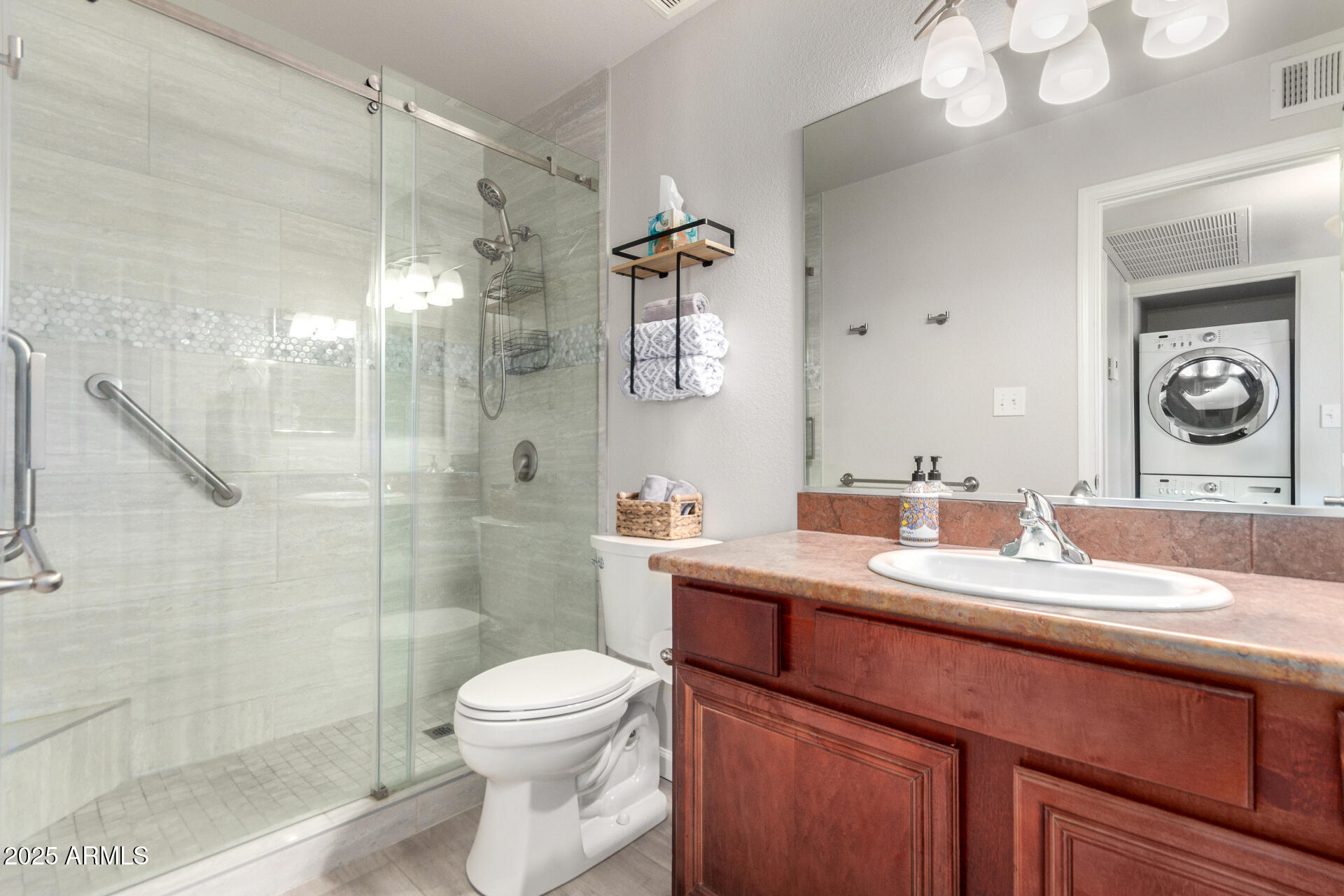 10115 E MOUNTAIN VIEW Road, 2105