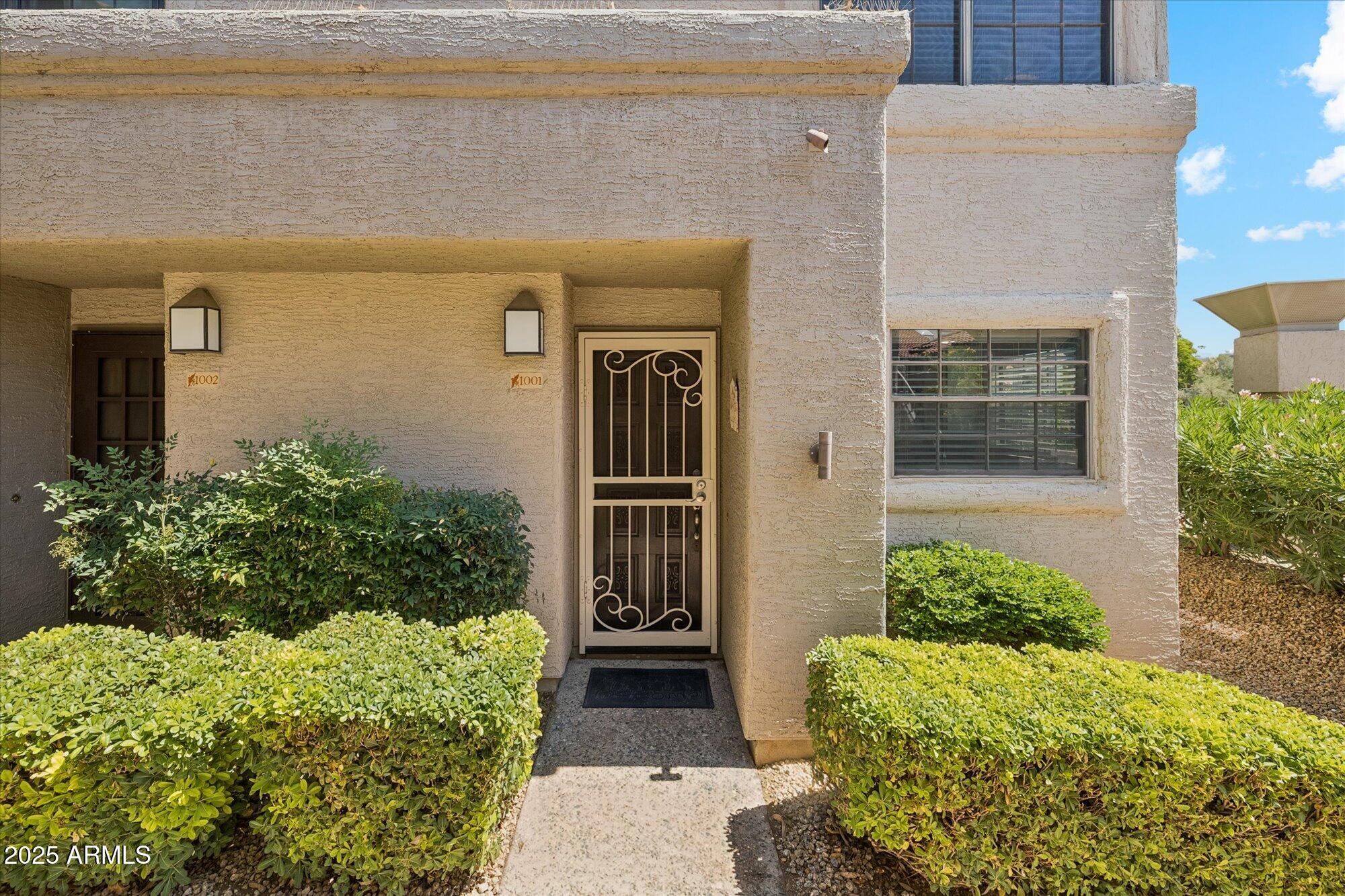 10015 E MOUNTAIN VIEW Road, 1001