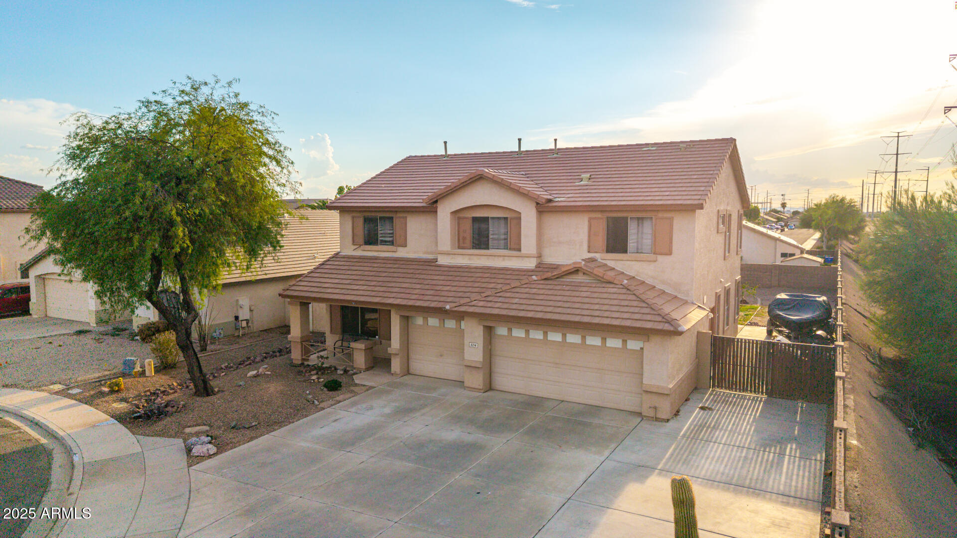 3214 S ADELLE Circle