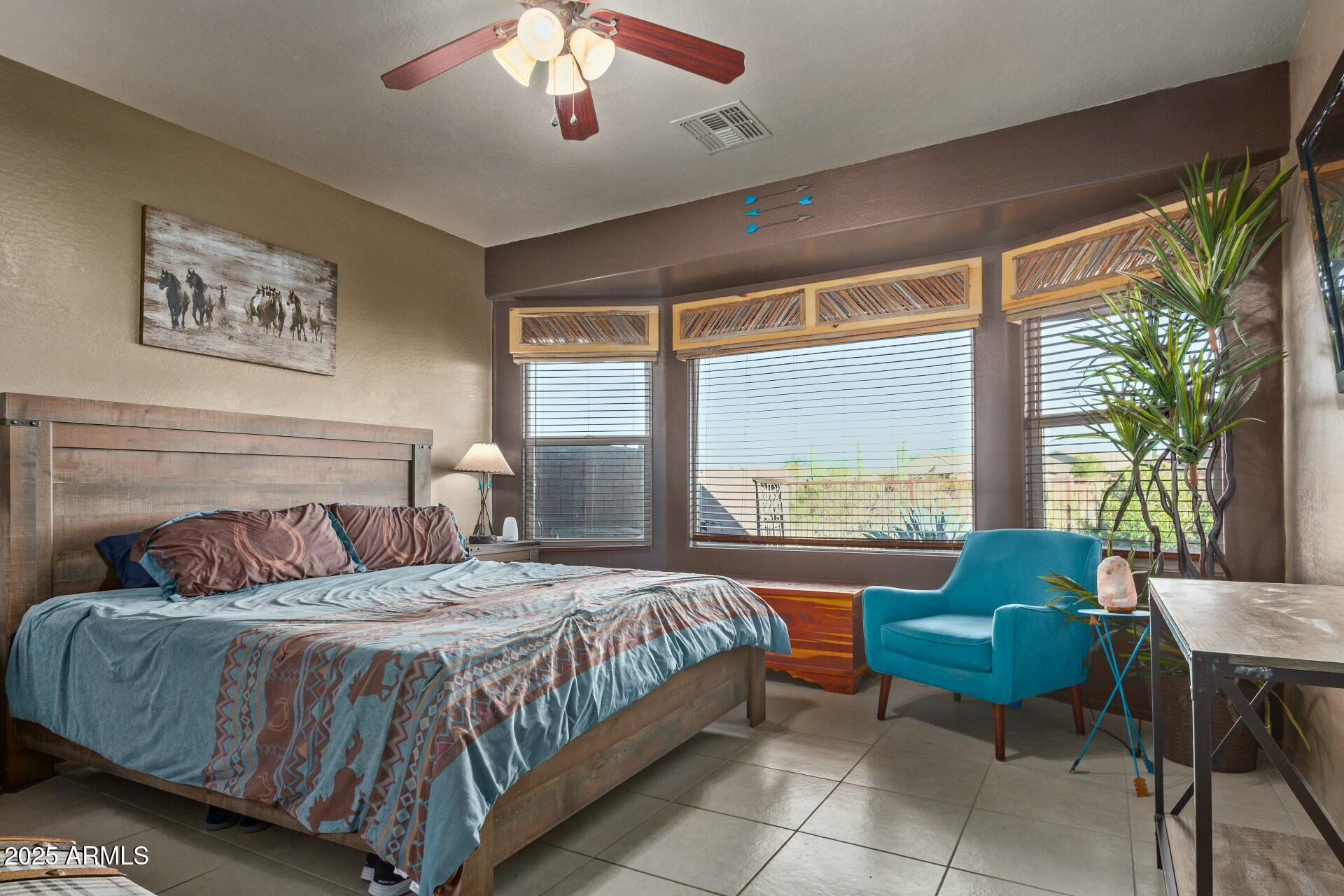 8205 S PIONEER Court