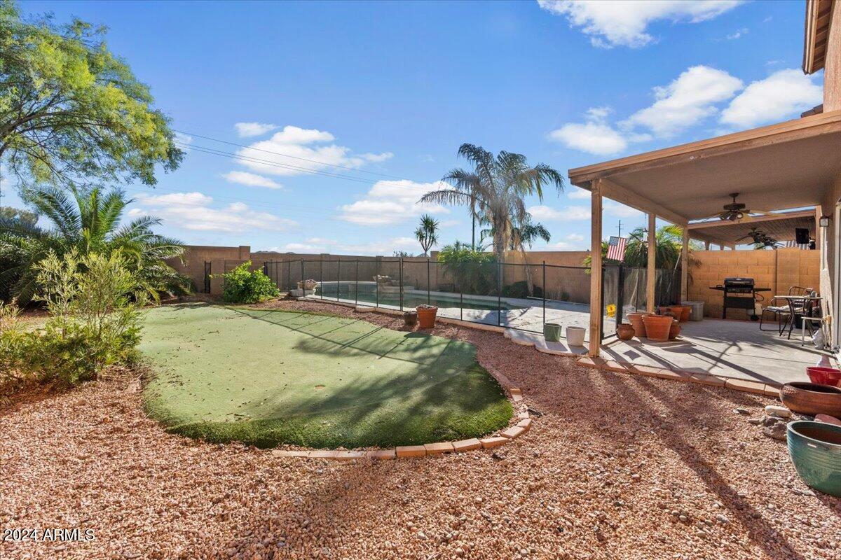 3813 E SIERRITA Road