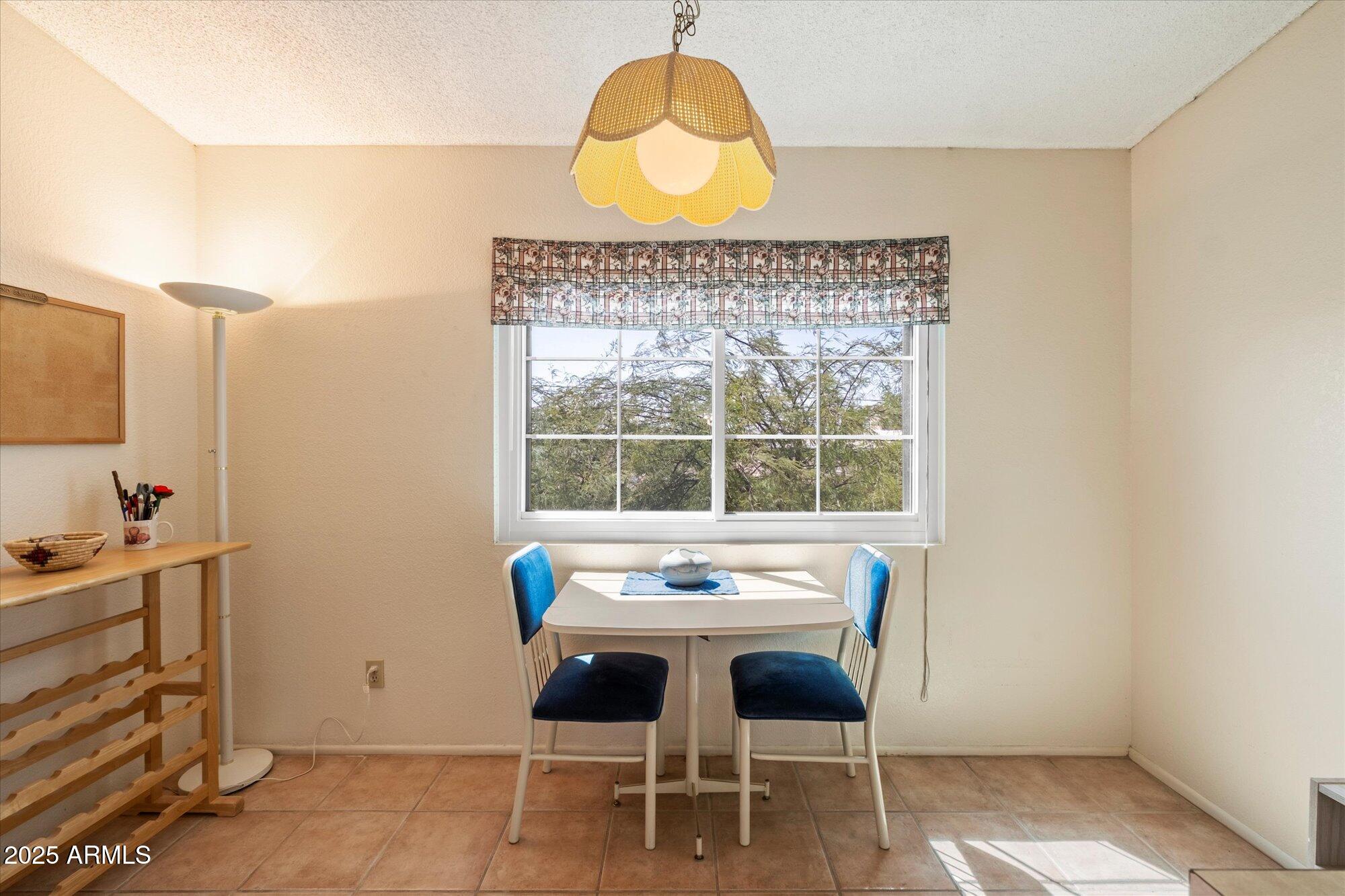 455 S DELAWARE Drive, 122