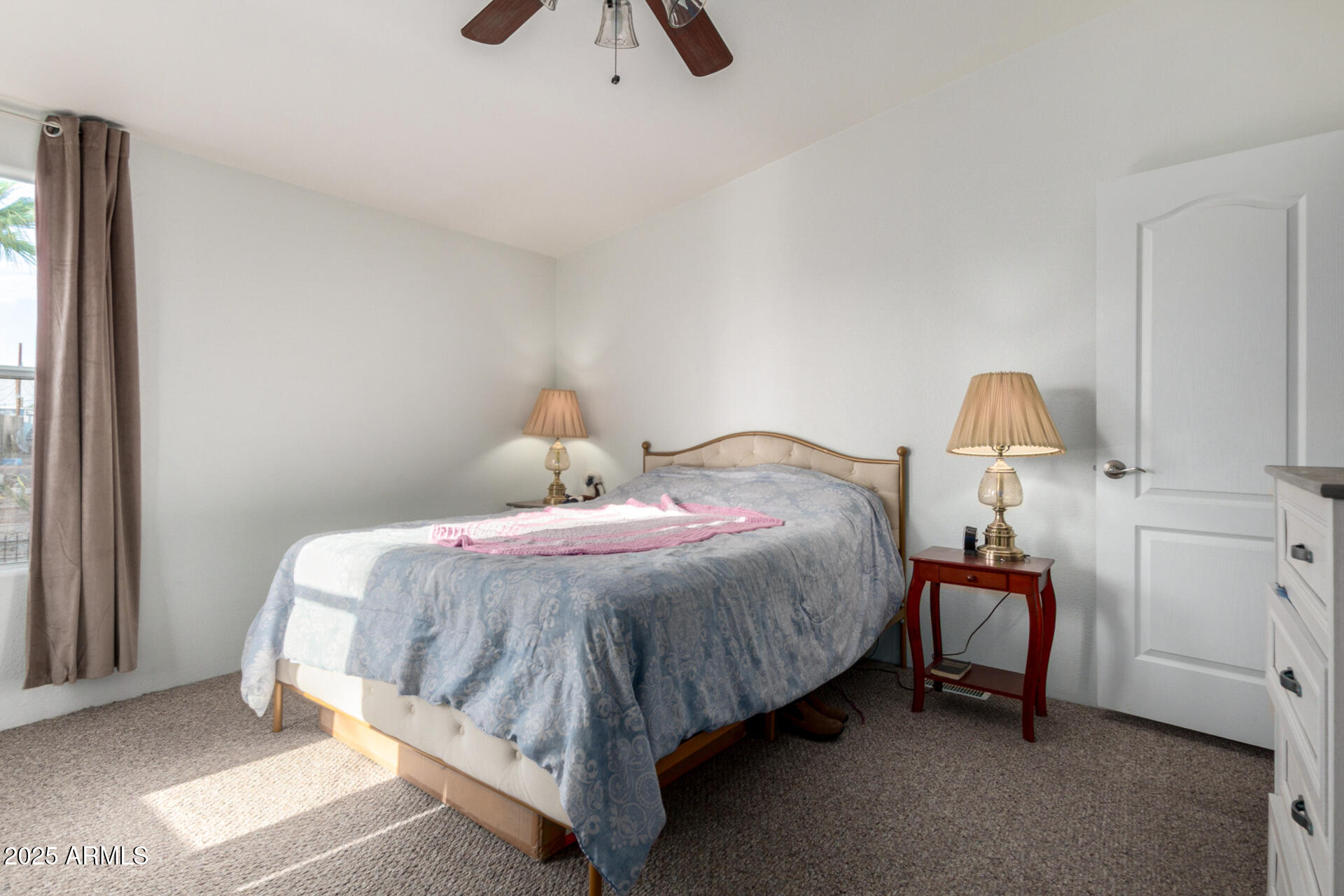 150 S WINDSOR, 127