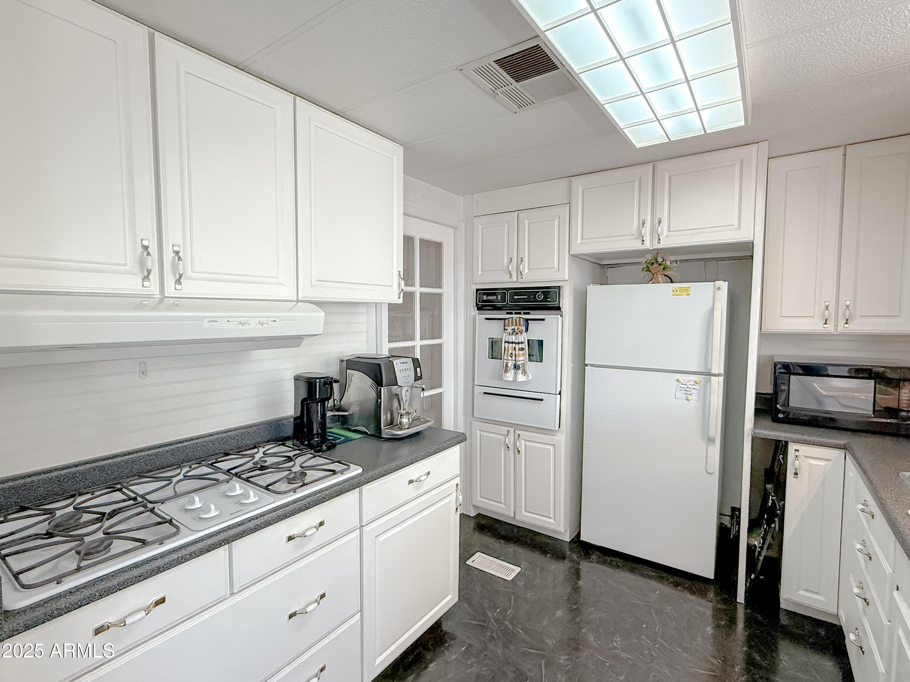 120 N VAL VISTA Drive, 31