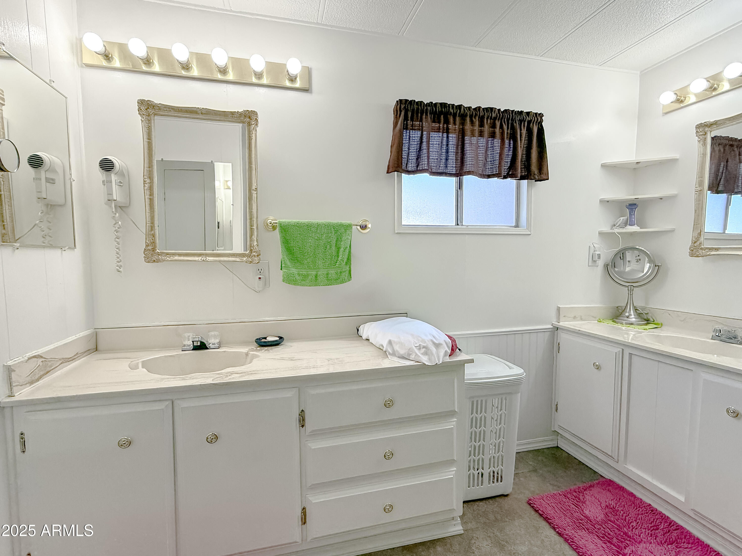 120 N VAL VISTA Drive, 31