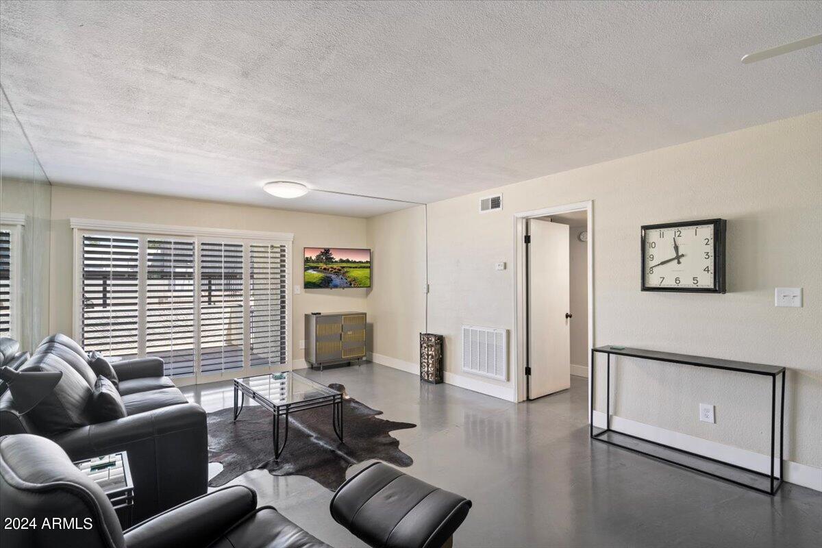 10444 N 69TH Street, 130