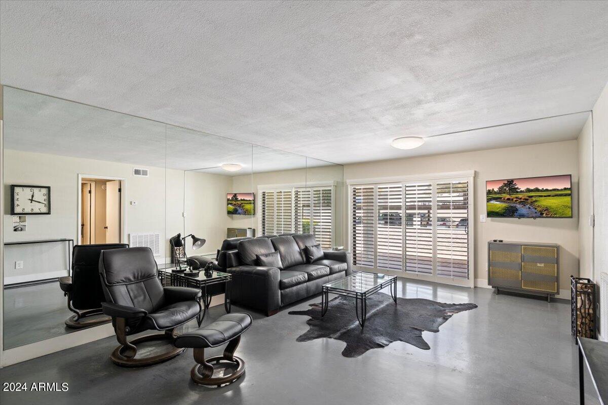 10444 N 69TH Street, 130