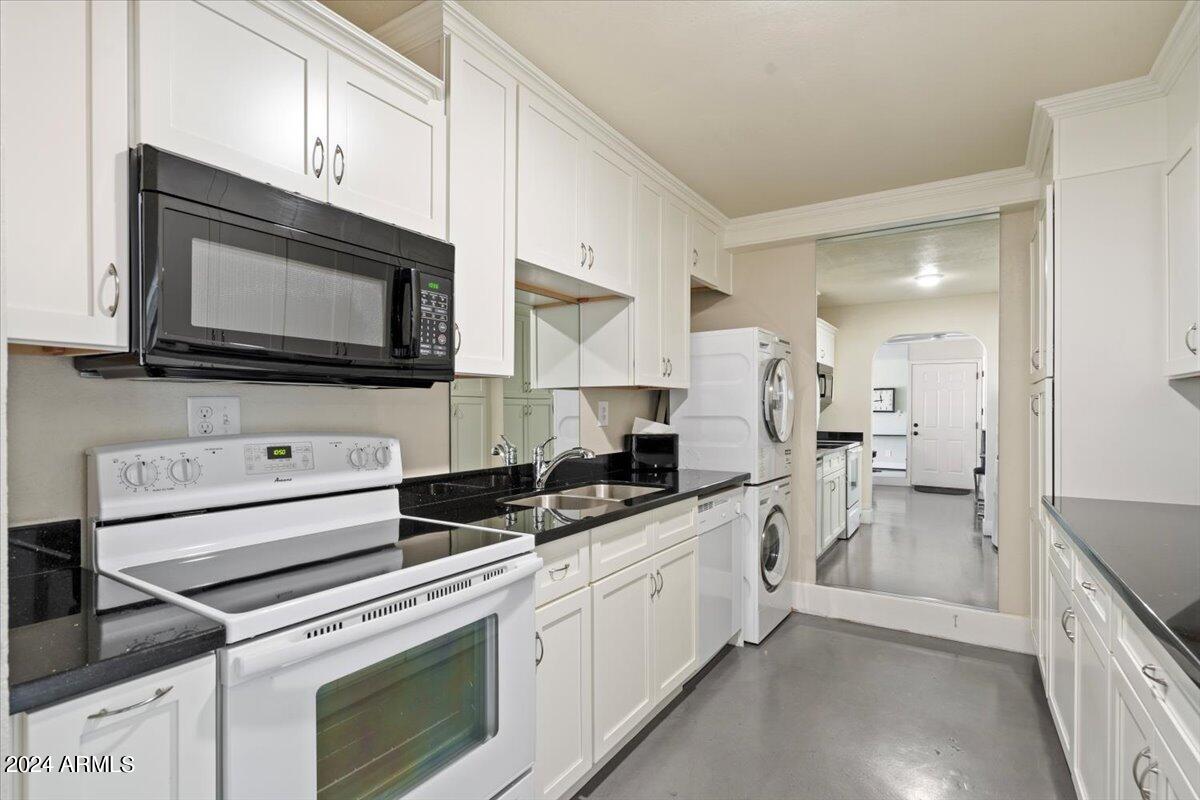 10444 N 69TH Street, 130