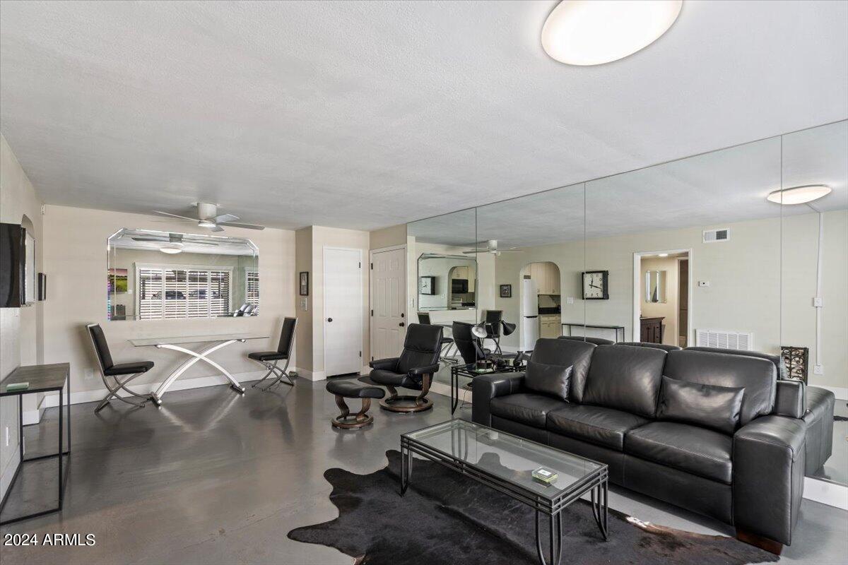 10444 N 69TH Street, 130