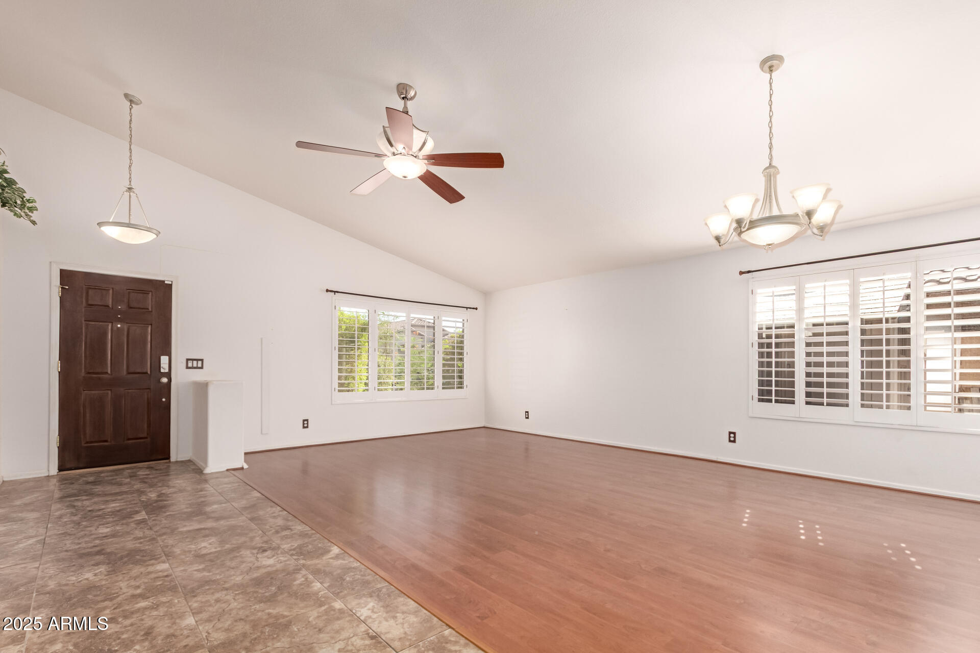 462 E PINTO Drive, Gilbert