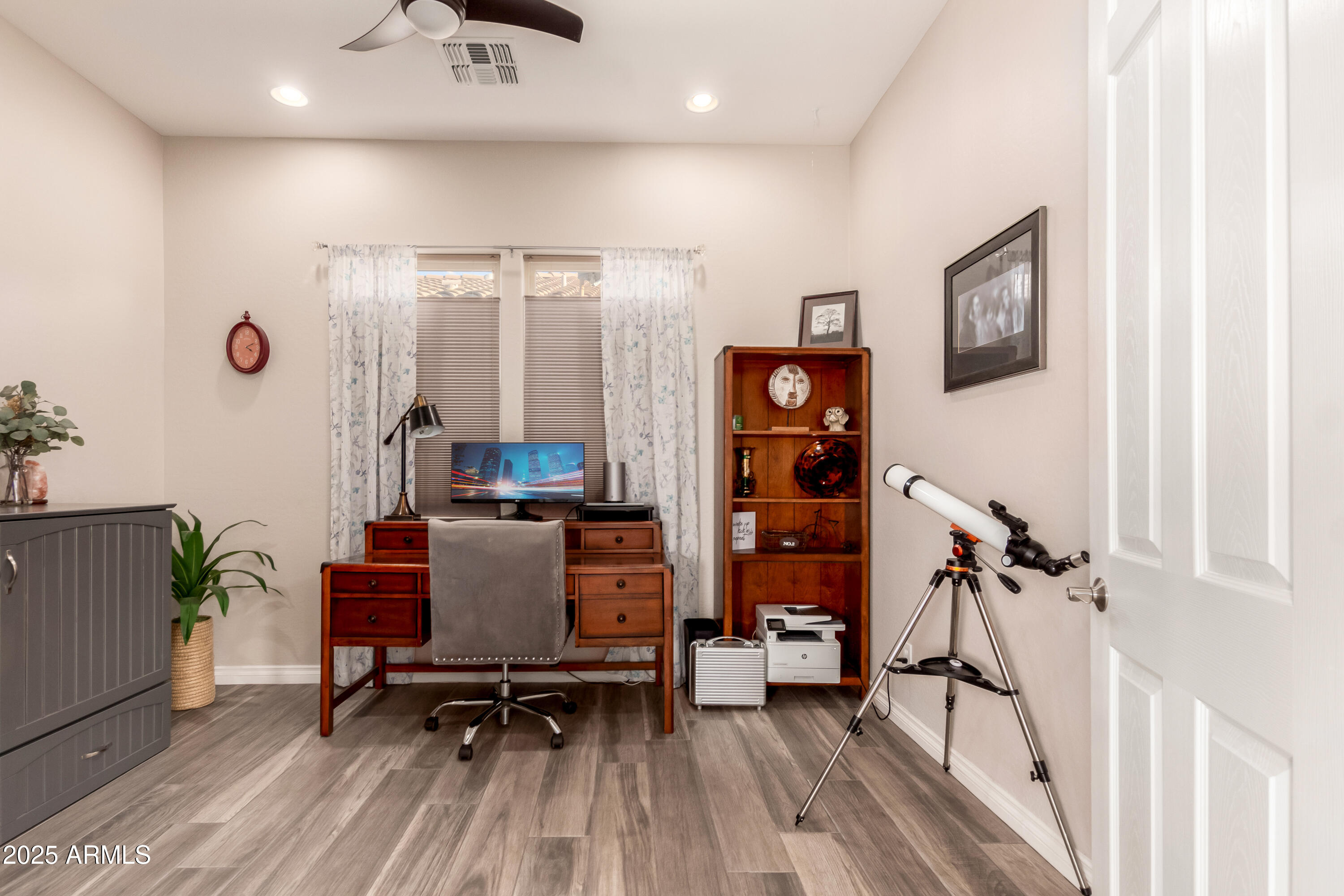 1435 E ARTEMIS Trail