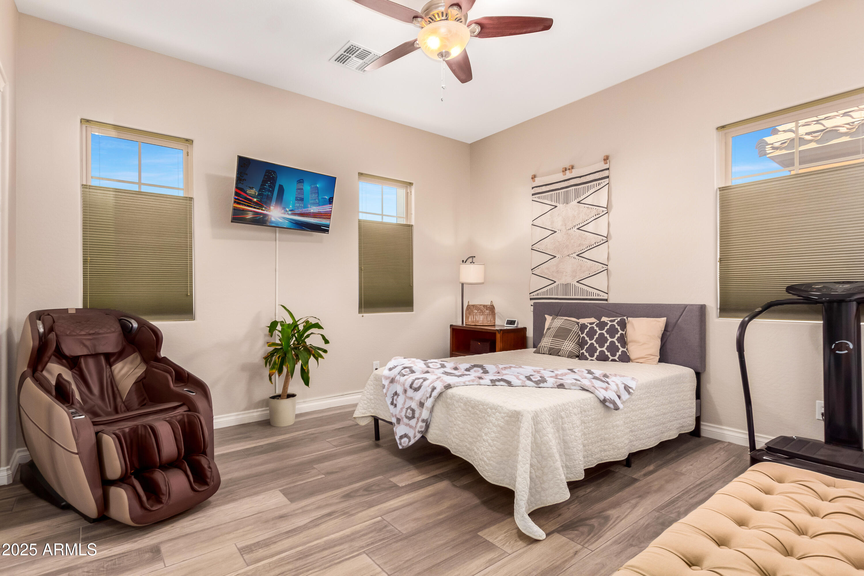 1435 E ARTEMIS Trail