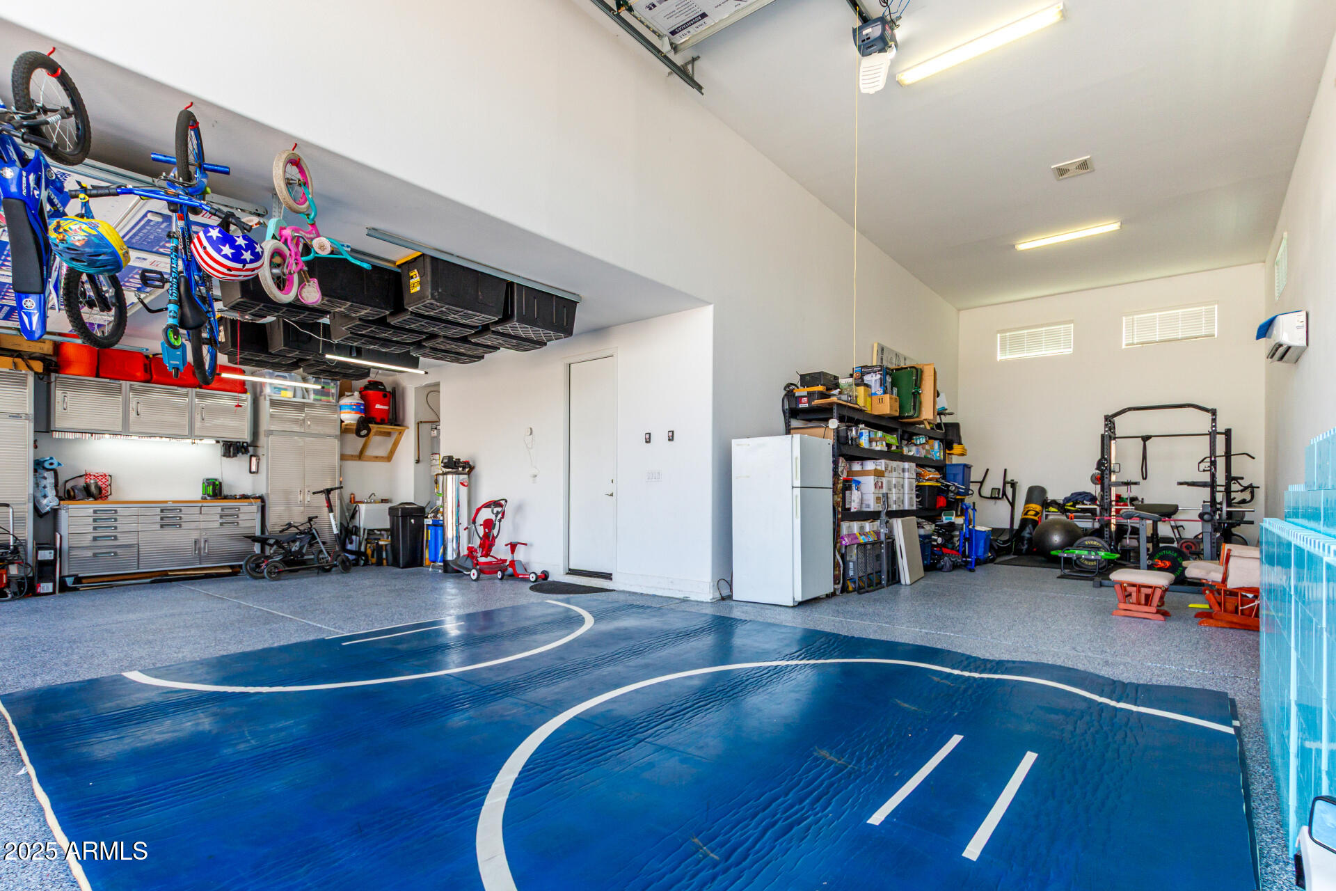801 W RACINE Drive W