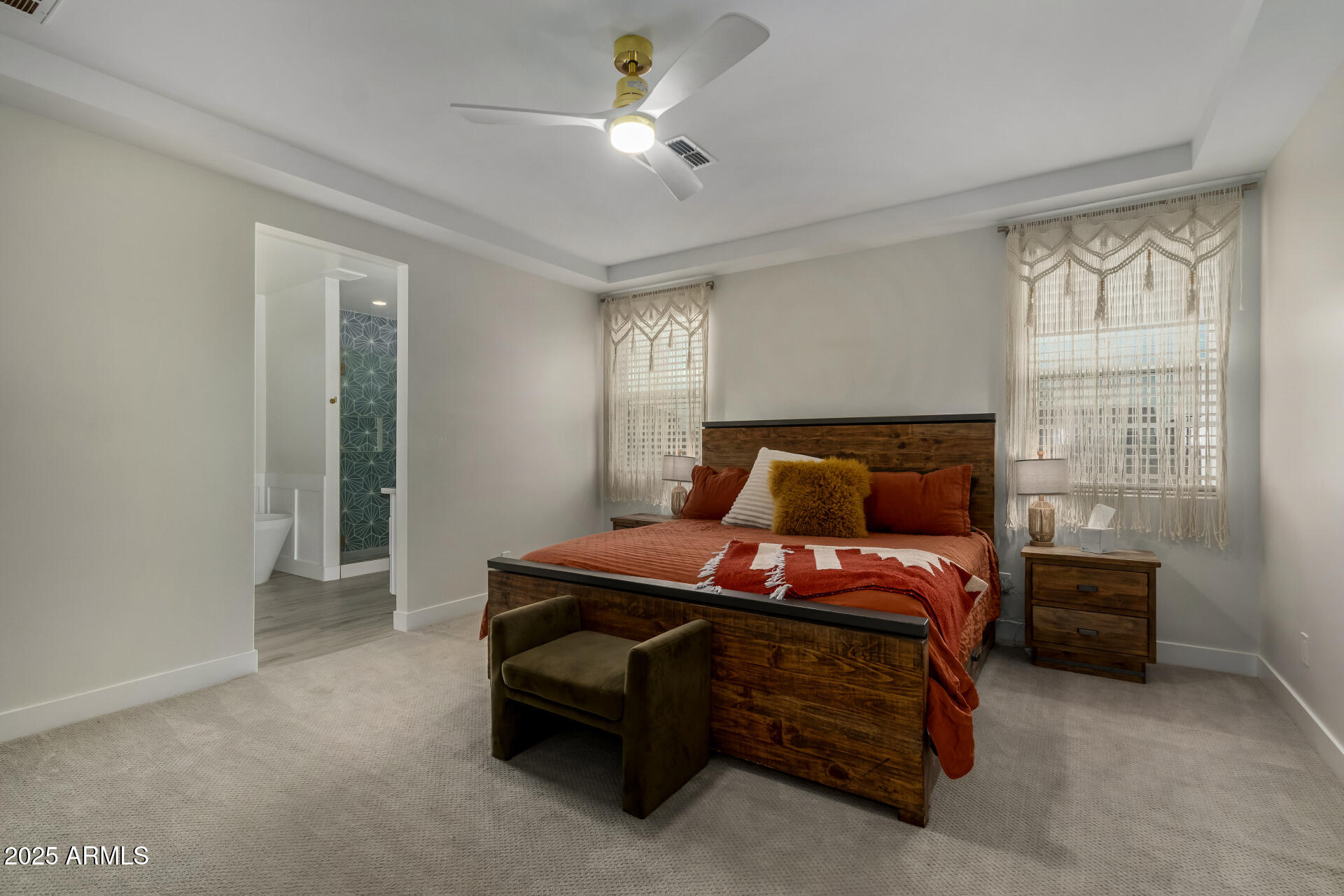 2062 W Moon Dust Trail