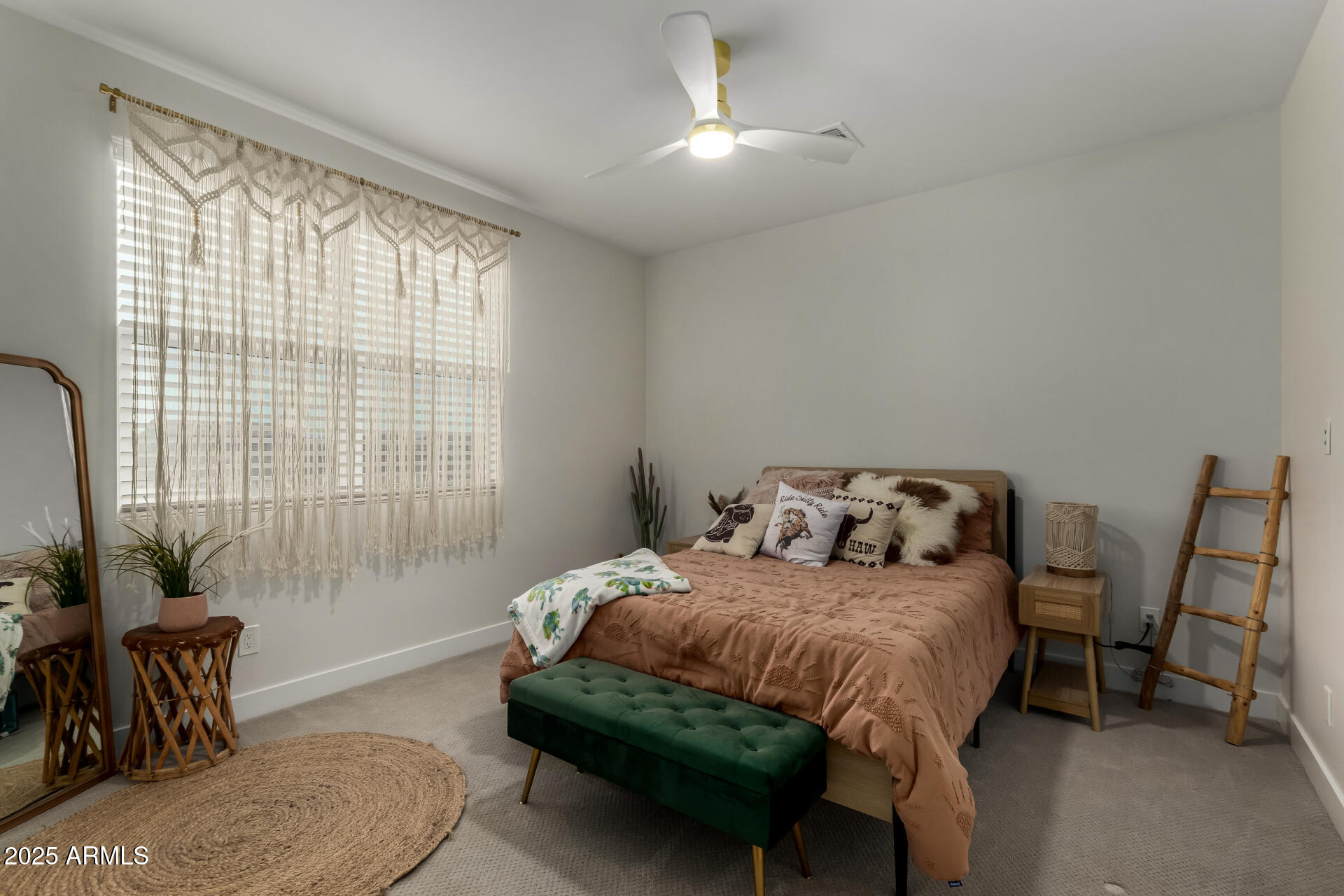 2062 W Moon Dust Trail