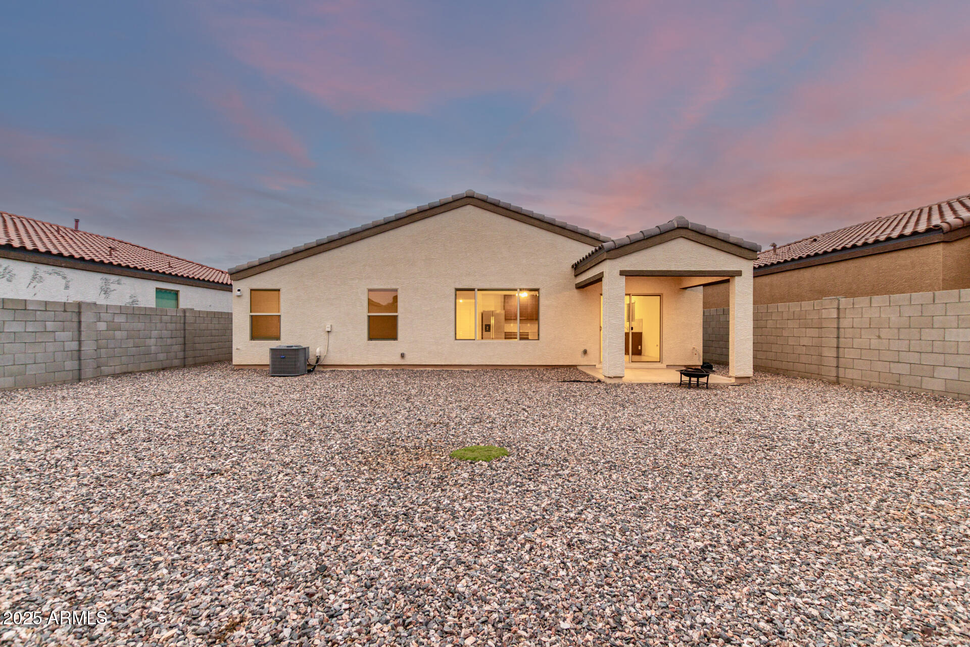 2551 W GRENADINE Road