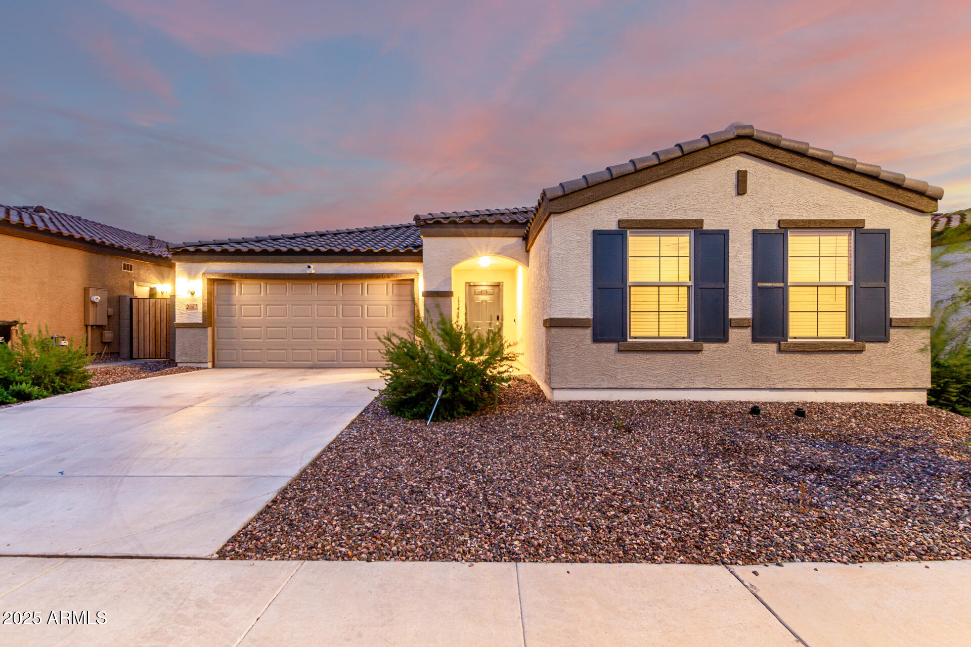 2551 W GRENADINE Road