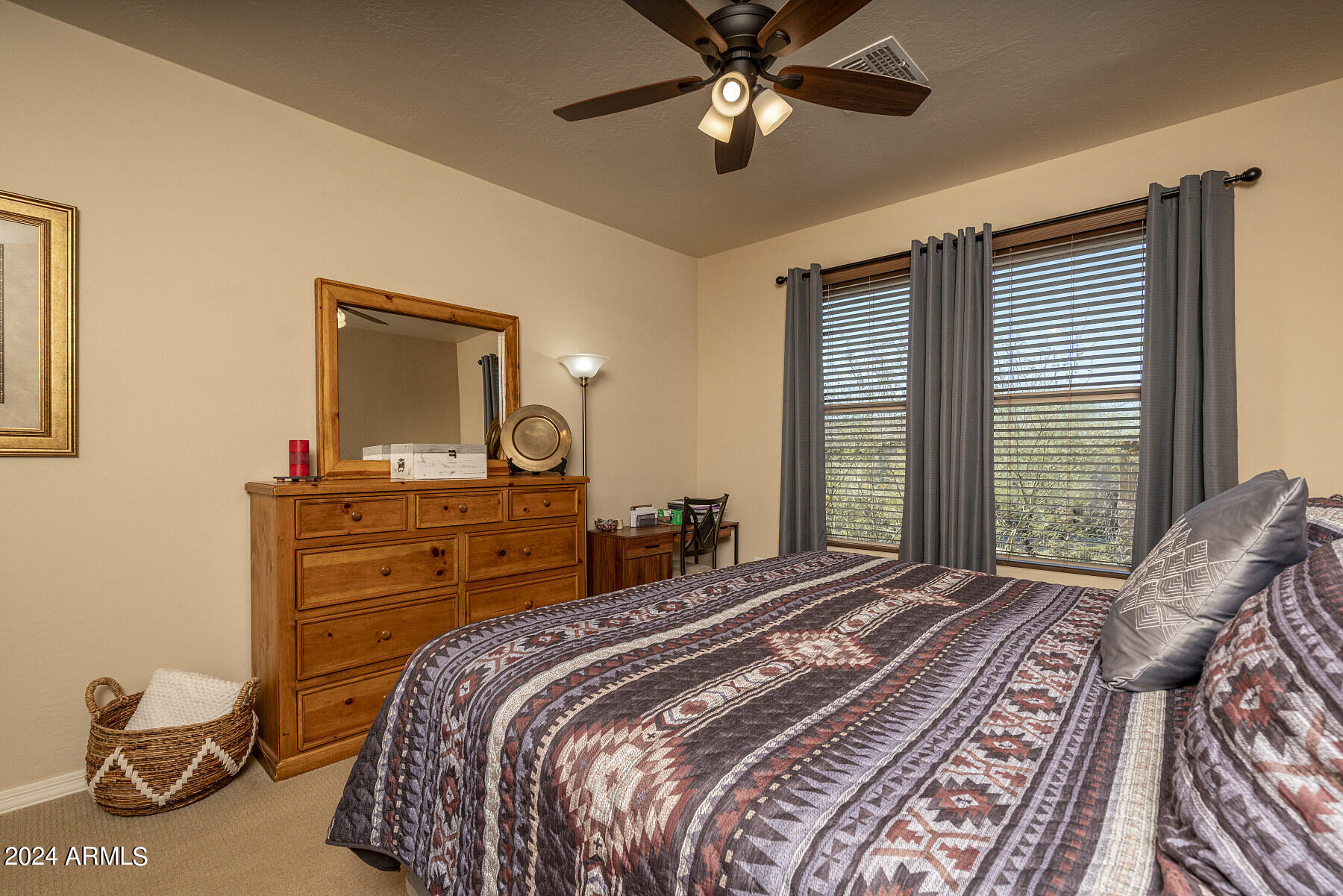 33575 N DOVE LAKES Drive 2044