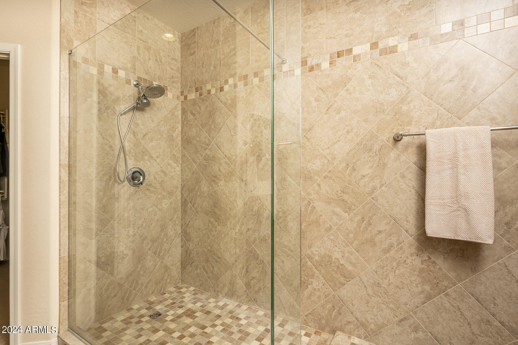 33575 N DOVE LAKES Drive 2044