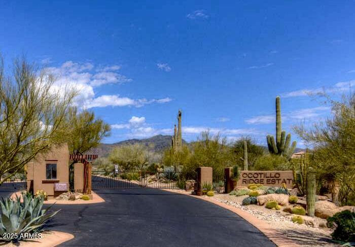 39005 N CRESTED QUAIL Run, 18