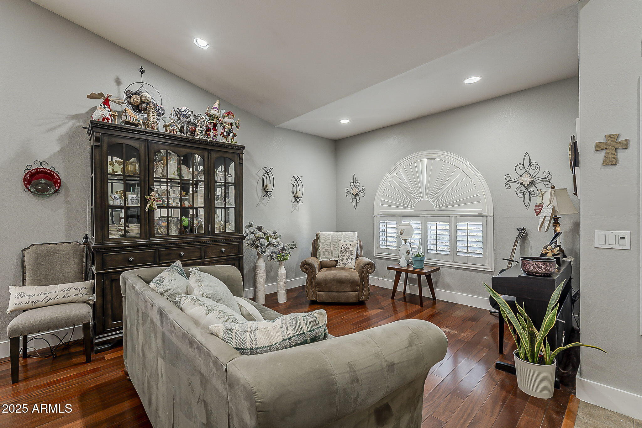 16834 S 25TH Place