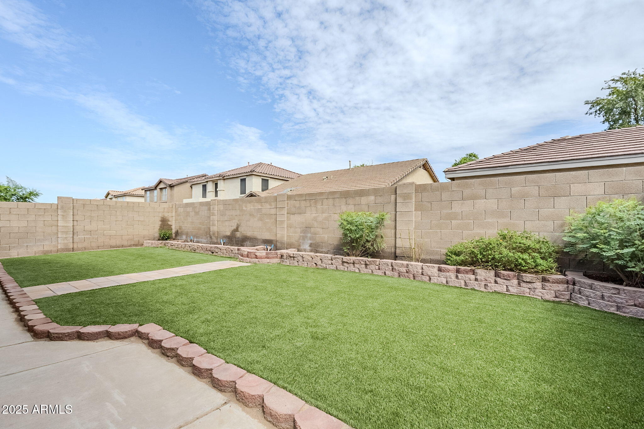 3112 E MILLBRAE Lane