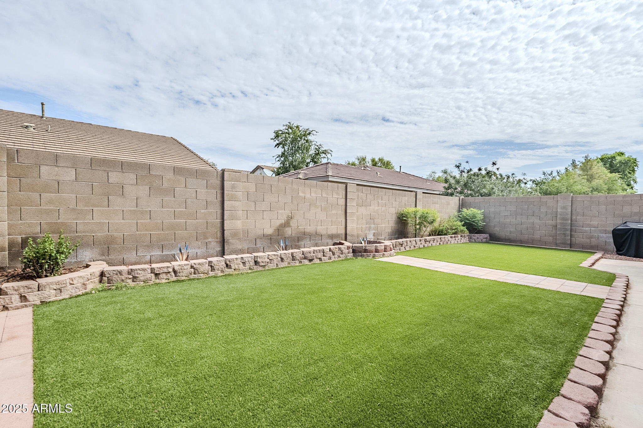 3112 E MILLBRAE Lane