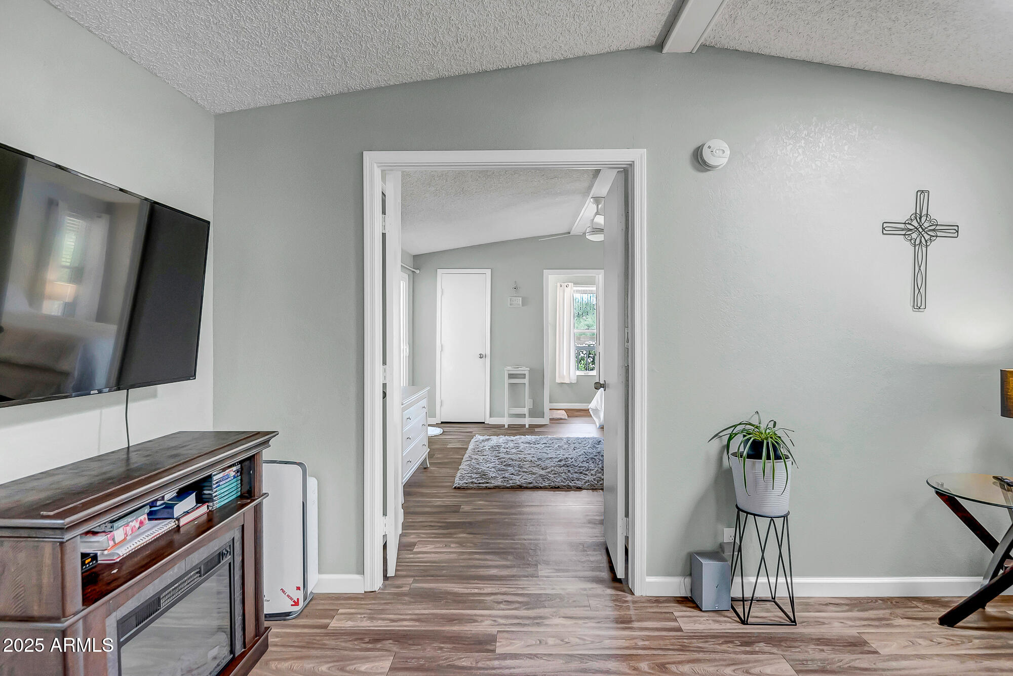 3901 E PINNACLE PEAK Road, 323